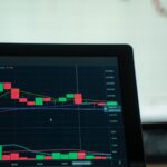Bitcoin zakt terug onder $83.600 door weerstand rond $85.000